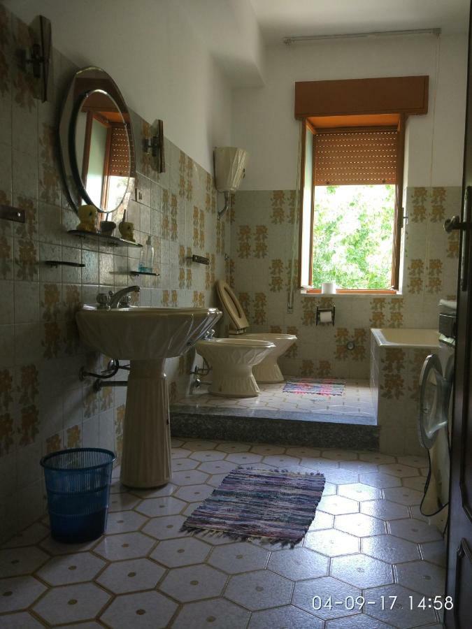 Villa Spaia Brancaleone Marina Eksteriør billede